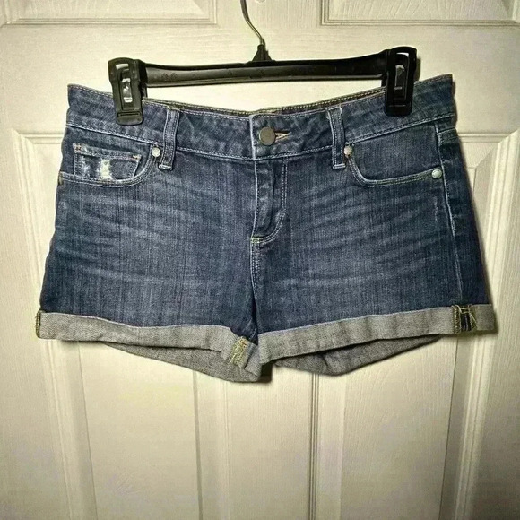 PAIGE Pants - PAIGE Slightly Distressed Cuffed Jean Shorts Women’s Size 26 medium wash denim